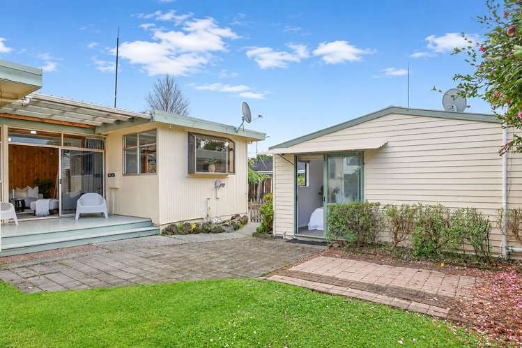 22 Mitcham Avenue Forest Lake_31
