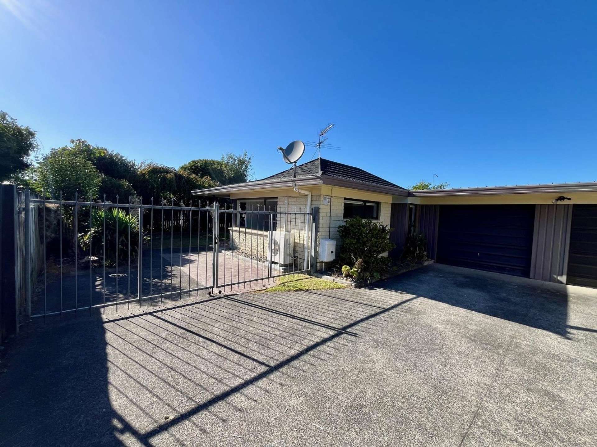 2/24 Beaumaris Way Conifer Grove_0