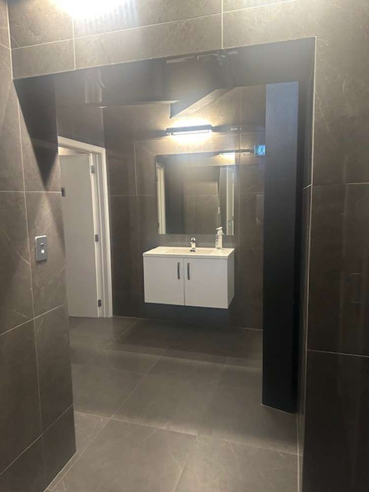 Address withheld Takapuna_4