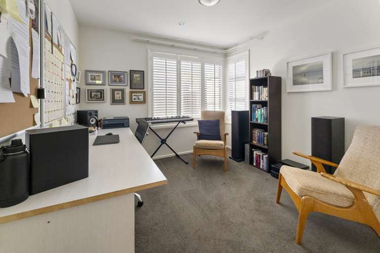 6 Istana Place Britannia Heights_17