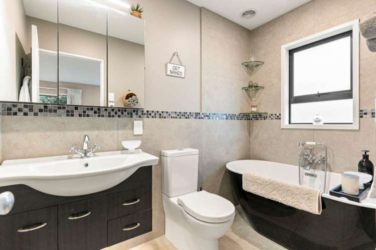 205 Shaw Road Titirangi_13