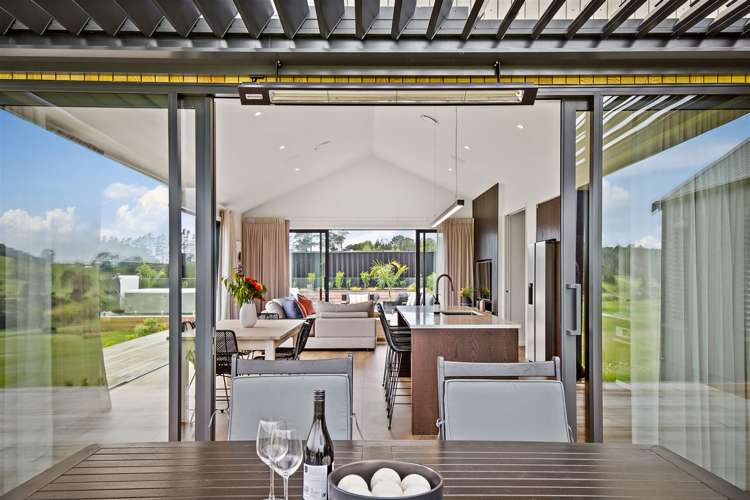 65 Grayson Road Wainui_18