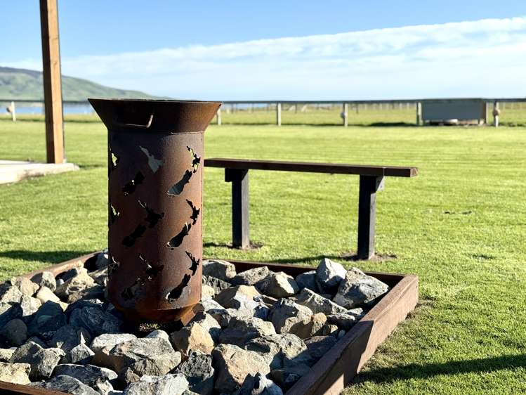 9 Surrey Street Orepuki_39