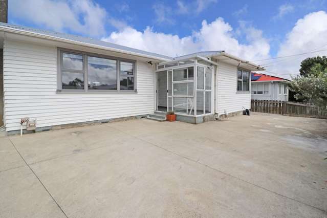 8 Kenmore Street, Newlands!!!