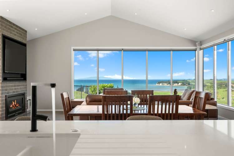 14 Rongoa Road Okura Bush_14