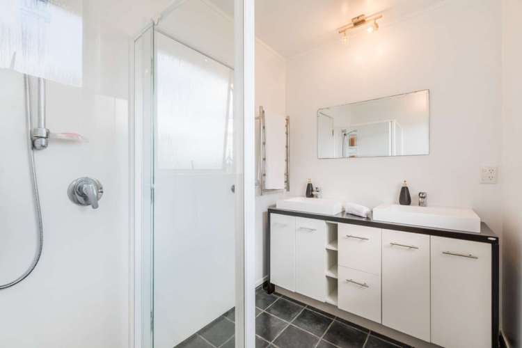 16 Pankhurst Pl 1793_7