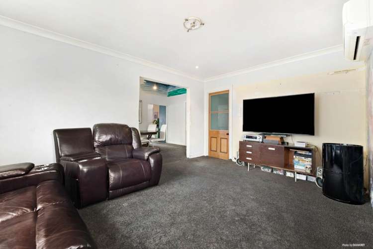 23 Woodglen Road Glen Eden_14