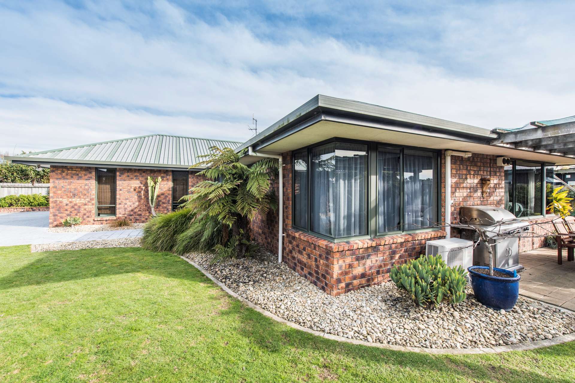 84 Aldinga Avenue Stoke_0