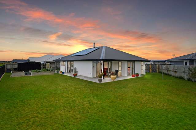 37 Koura Drive Rangiora_1