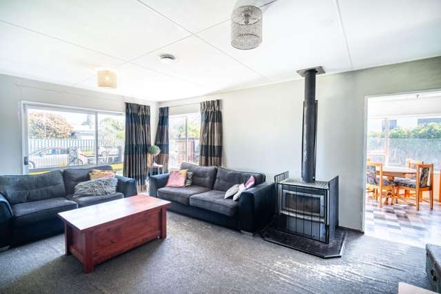 14 Stonehaven Street Flaxmere_2