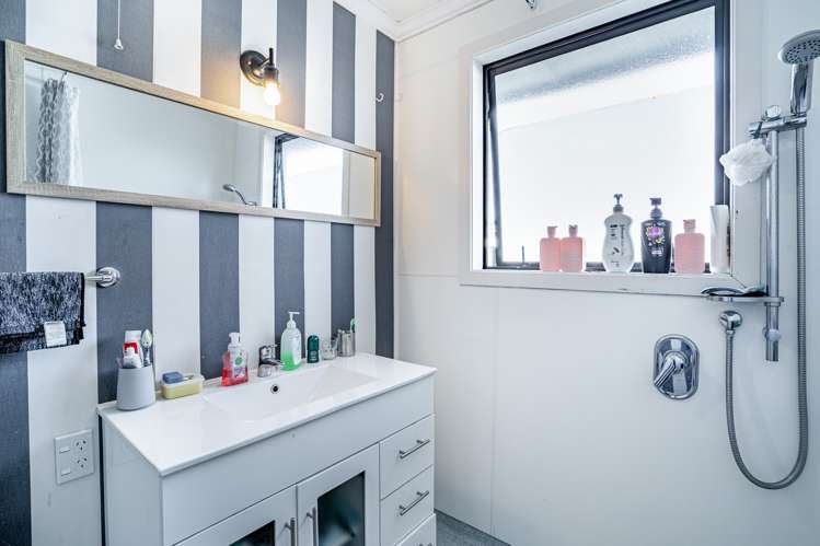 8 Mackenzie Street Winton_17