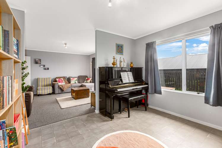 2 Coventry Close Ascot Park_9