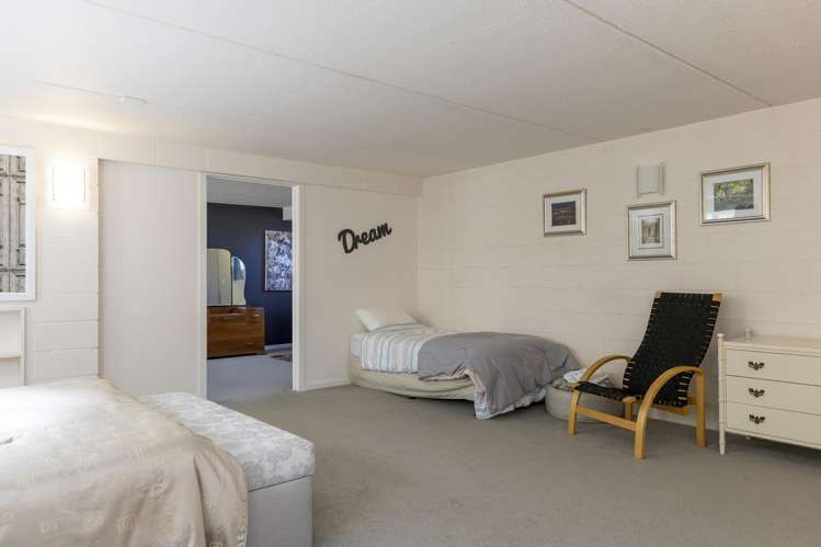 1/116 Lake Terrace Hilltop_24