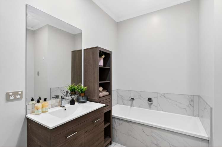 5 William Stratton Lane Hobsonville Point_15