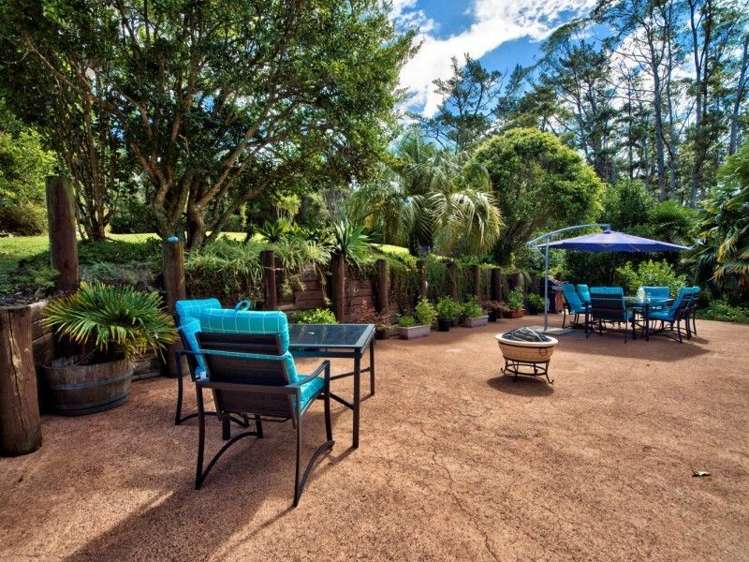 663 Huia Road Parau_18