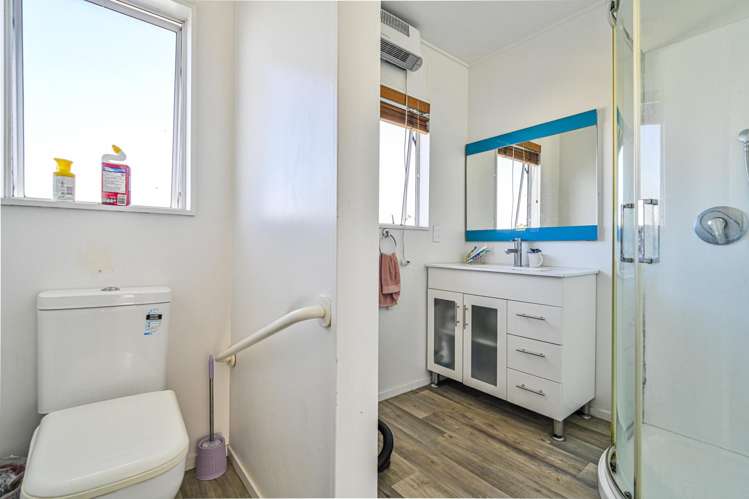 8A Arklow Place Flaxmere_5