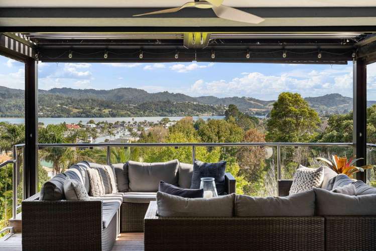 1200 Hikuai Settlement Road Pauanui_0