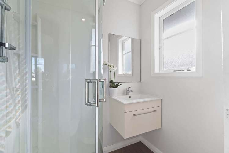 2 Clarke Avenue Te Aroha_8