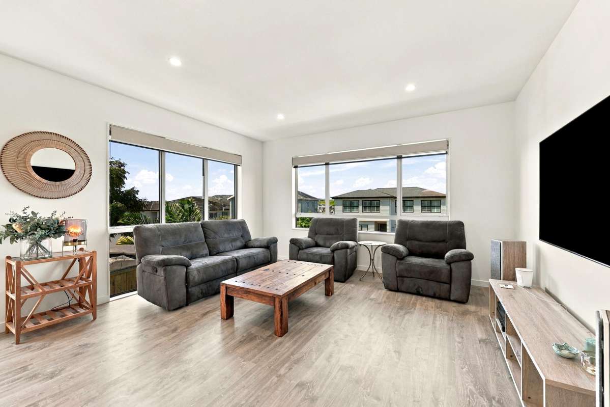100 Godfrey Drive_1