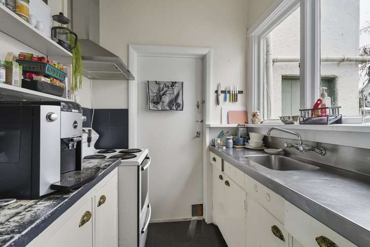 82 Stafford Street Dunedin Central_11