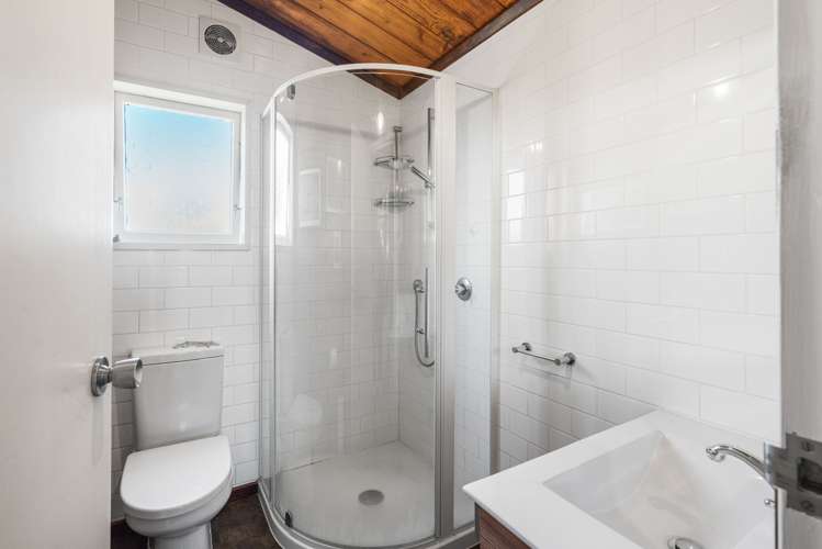 432 Ilam Road Bryndwr_11