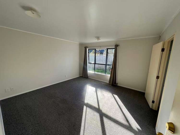 5 Robin Brooke Drive Flat Bush_4