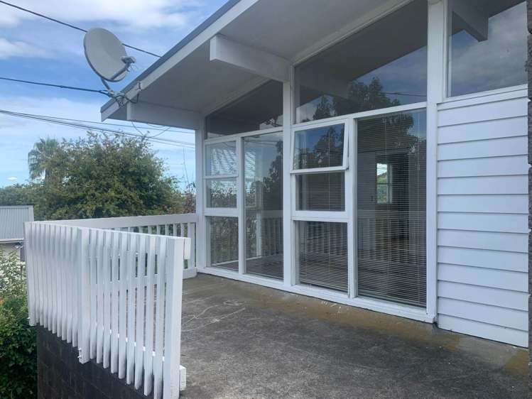 1/302 Glenfield Road Glenfield_11