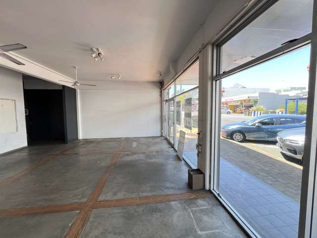 Shop 2/5 Huron Street Takapuna_3