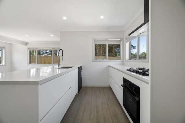 B/15 Noni Street 11211_2