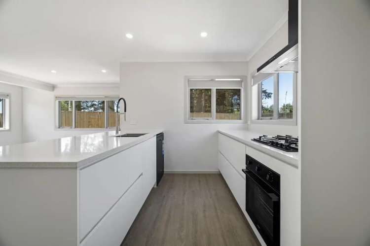 B/15 Noni Street 11211_1