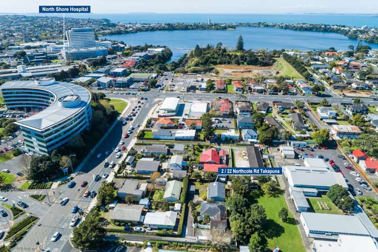 2/22 Northcote Road Takapuna_12