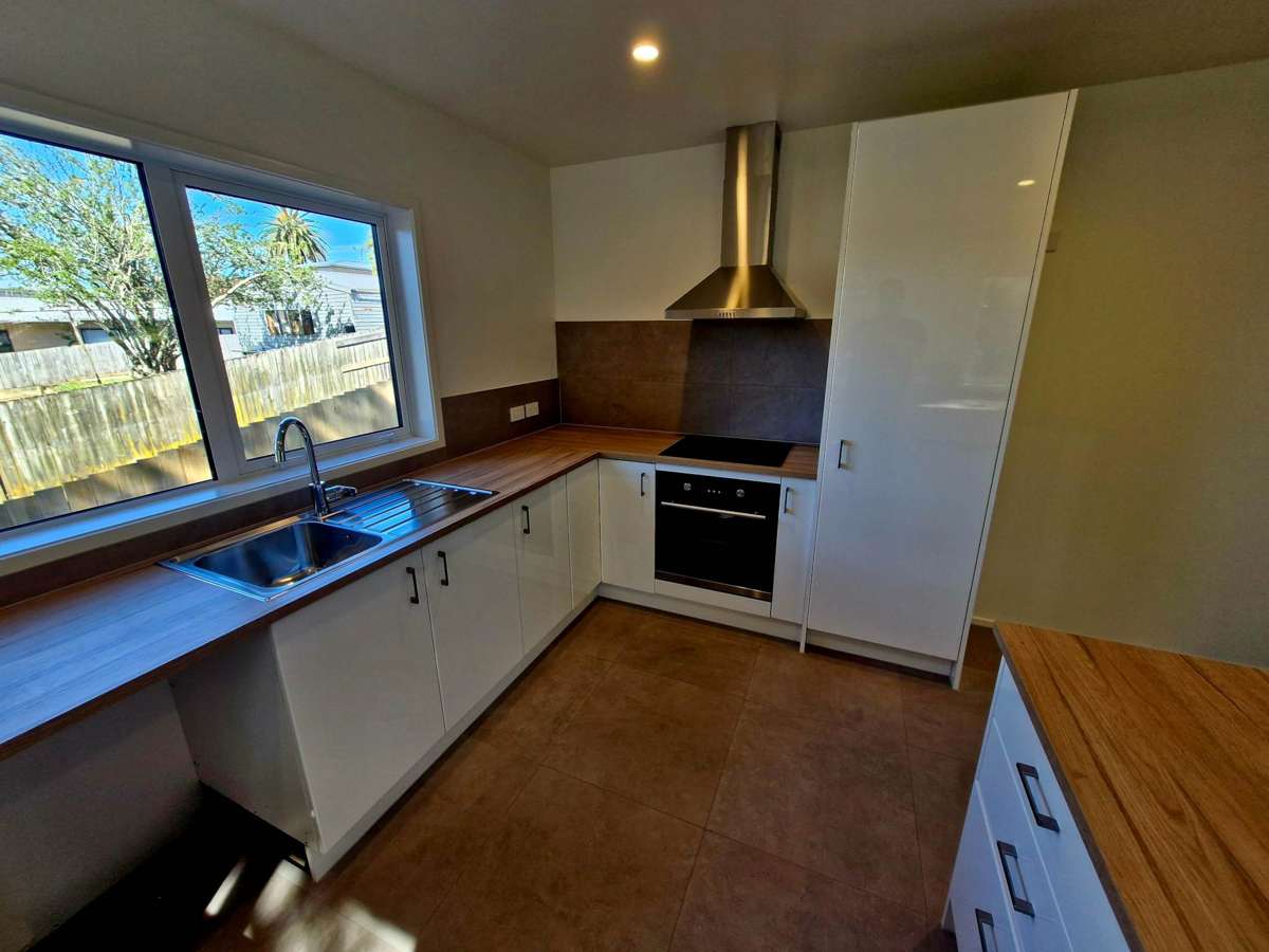 35b Cedar Terrace | Stanmore Bay | Rodney | Houses for Rent - OneRoof
