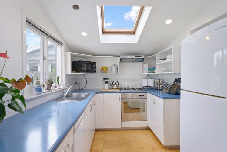 23 Gresford Street Edgeware_10