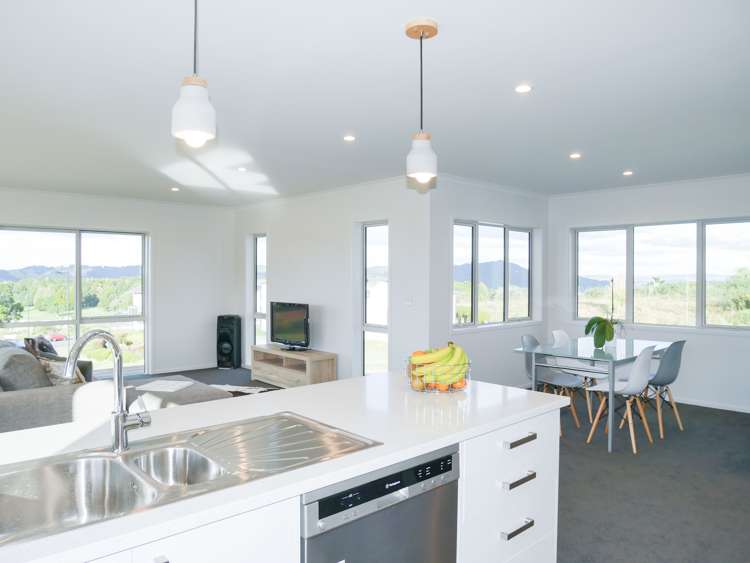 31 Pebble Beach Boulevard Kamo_8