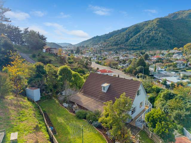 Picton Views, Private Living