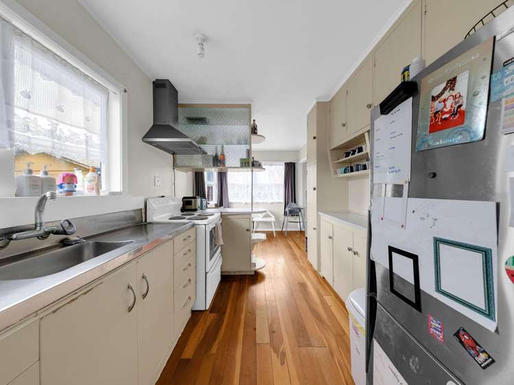 61 Carrington Avenue Silverdale_6