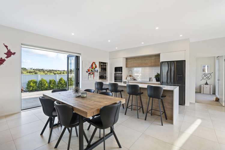 47 Angiangi Crescent Beachlands_12