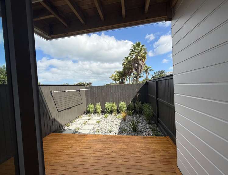 5/15 Sea Vista Avenue Beach Haven_3