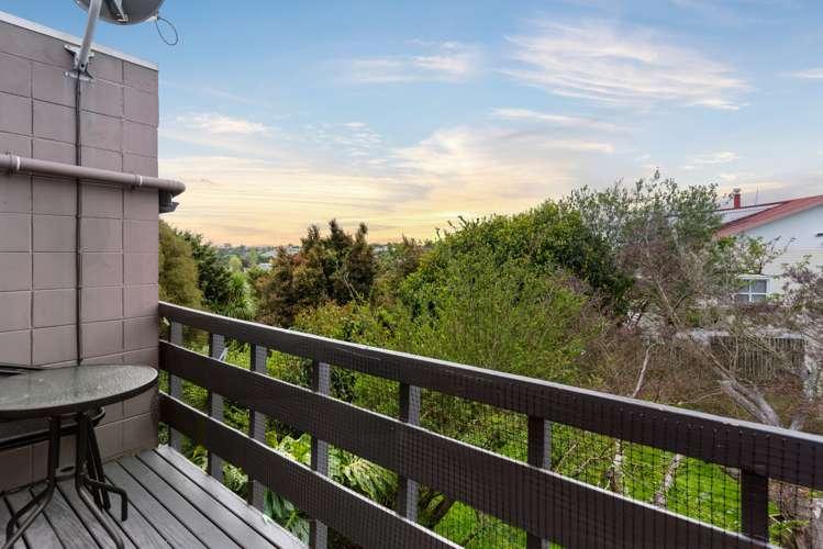 4/32 Mountain View Road_0