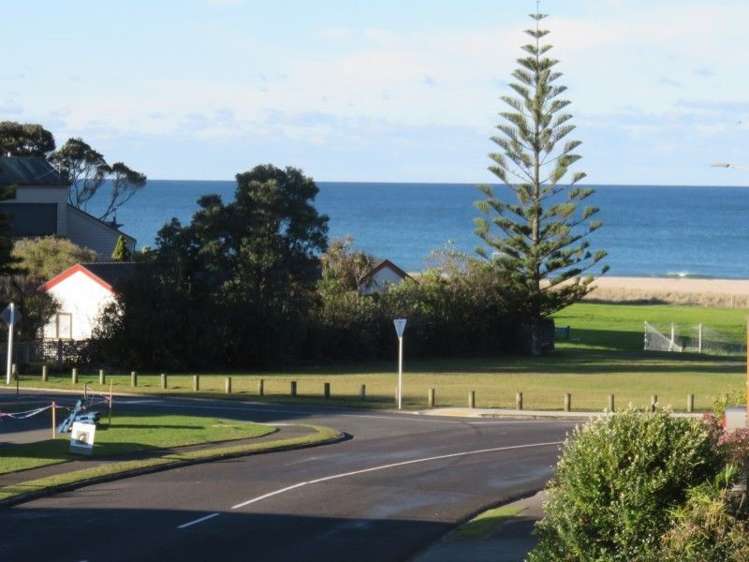 204 Onemana Drive Onemana_10