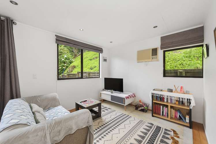 642a River Road Chartwell_3