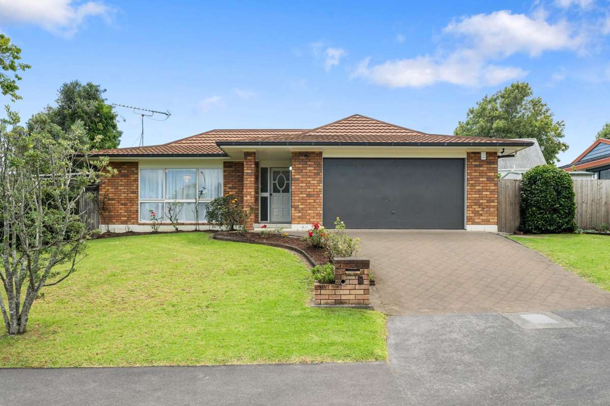 8 Kenneth Small Place_0