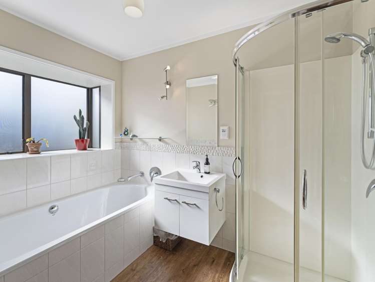 2 Gardone Terrace Conifer Grove_13