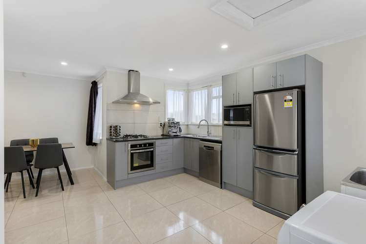 20b Ashgrove Road Mangere_1