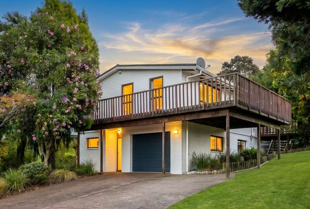 53 John Dee Crescent_0