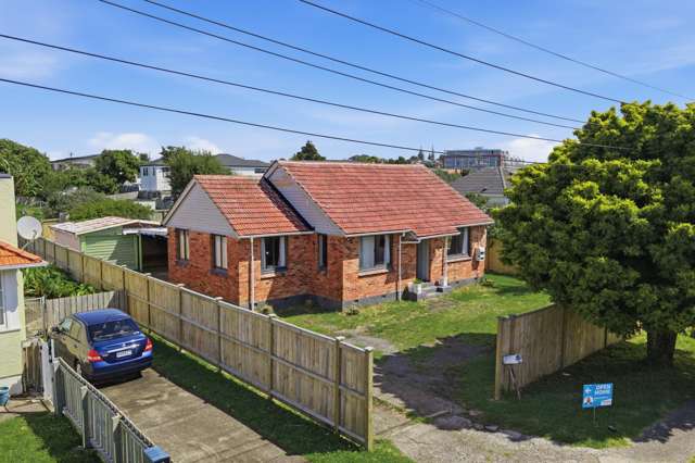 24 Parkinson Avenue Mount Roskill_3