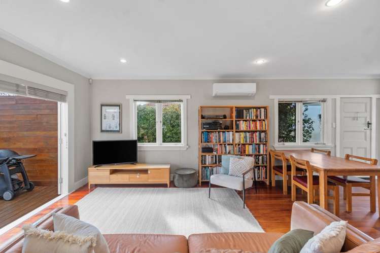 23 Archibald Road Kelston_9