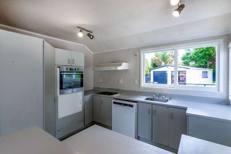 10 Sandgate Avenue Botany Downs_5