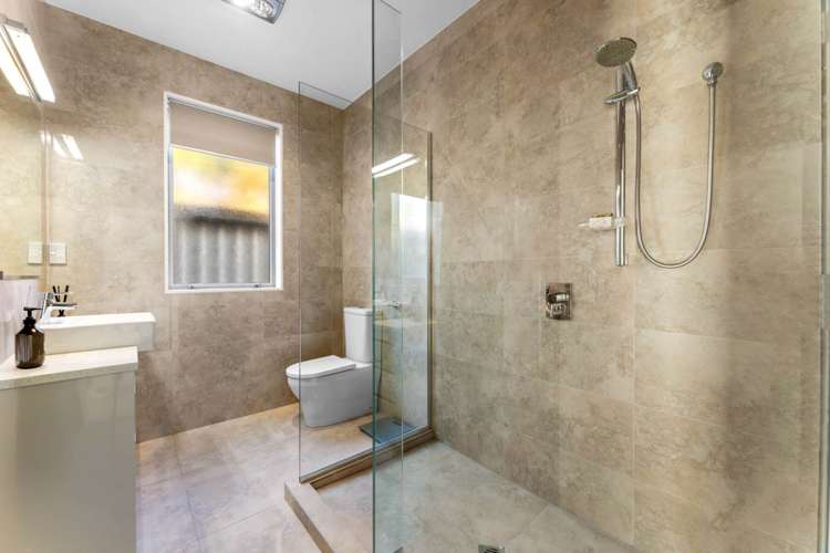 42 Bankside Road Silverdale_14