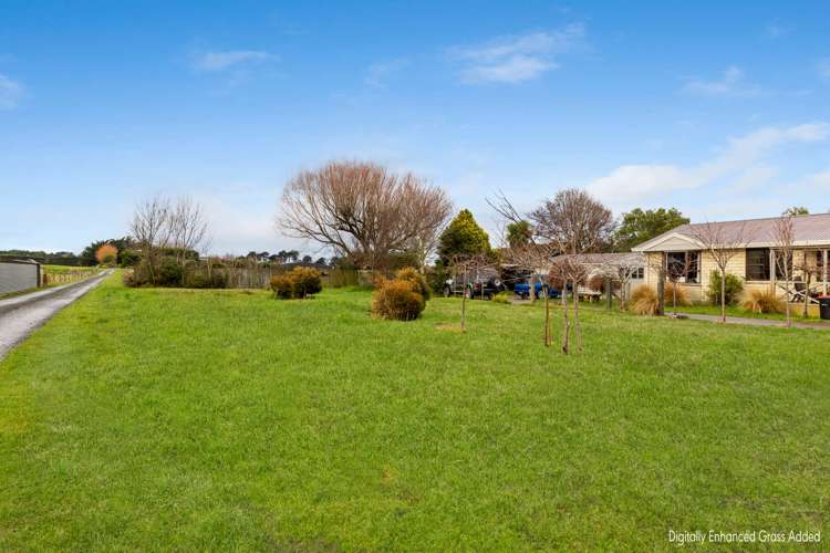 689 Queens Drive Waikiwi_4